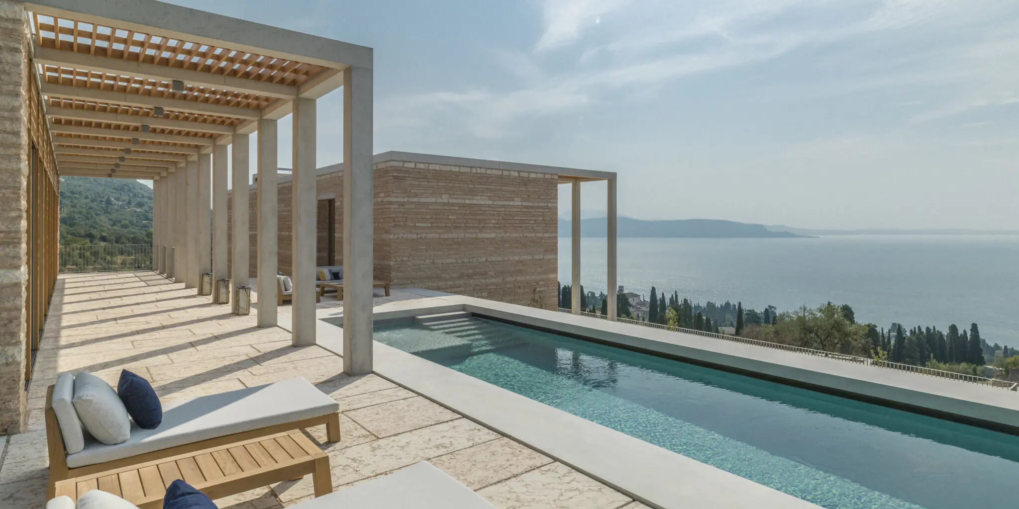 Villa David Chipperfield Ovest Pool Und Liegebereich Im Hotel Eden Reserve